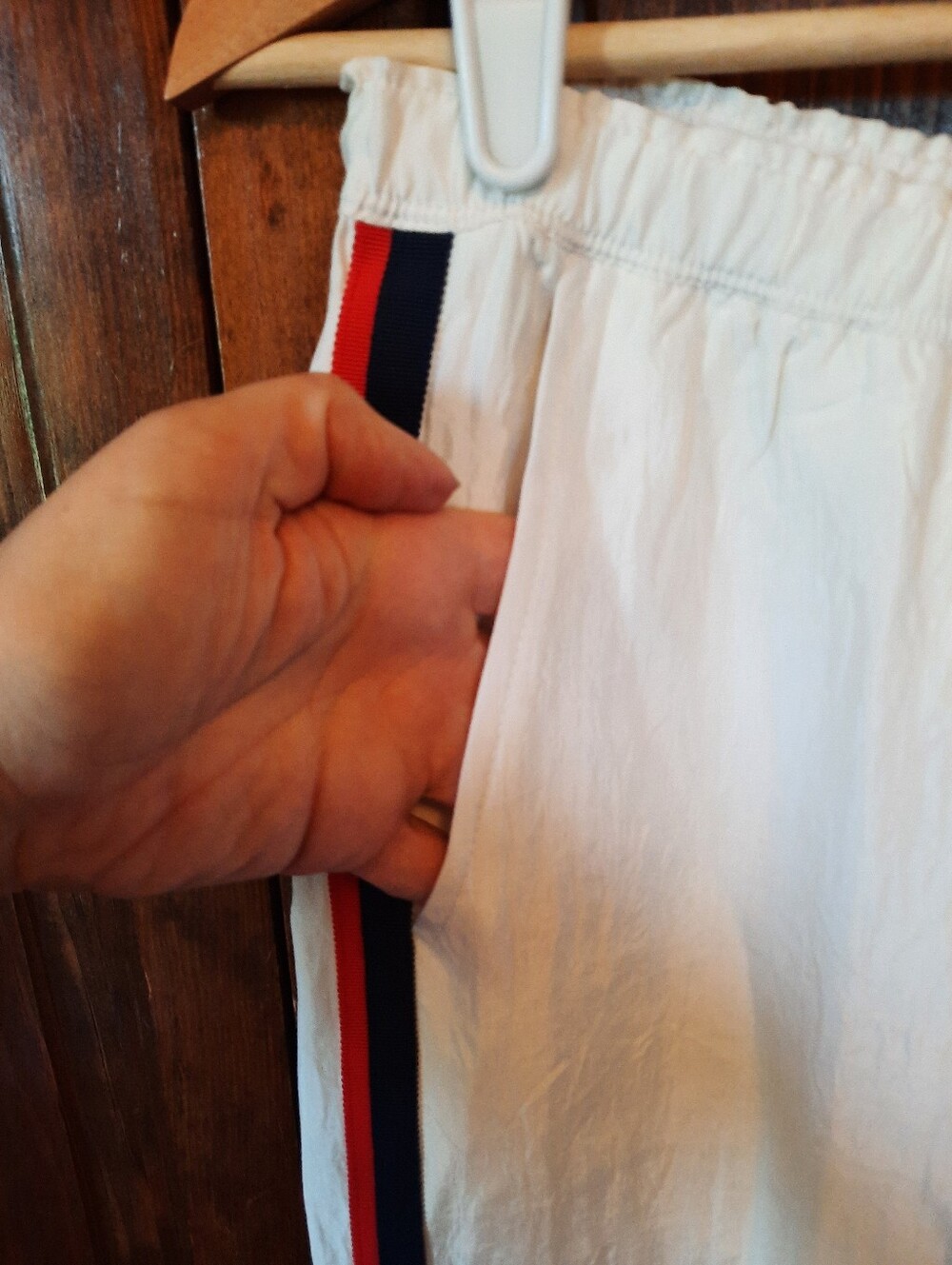 🛍NWT J. Crew Stratus Side-Stripe Ivory Textured Stain Pull-on Track Pant Size 4 - Picture 5 of 16